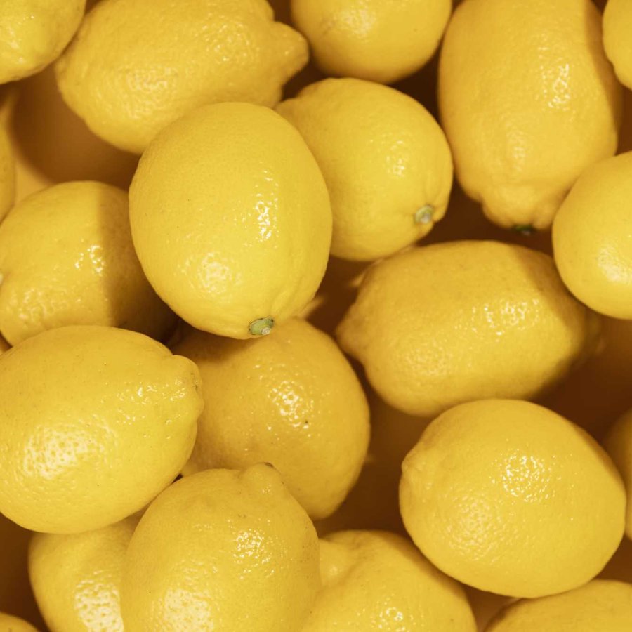 Fresh lemons